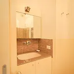 Trilocale In Centro 알라시오
