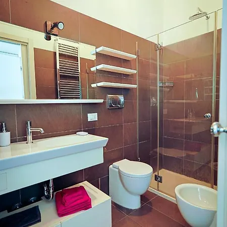 Trilocale In Centro Apartament