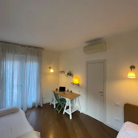 Trilocale In Centro 아파트 알라시오