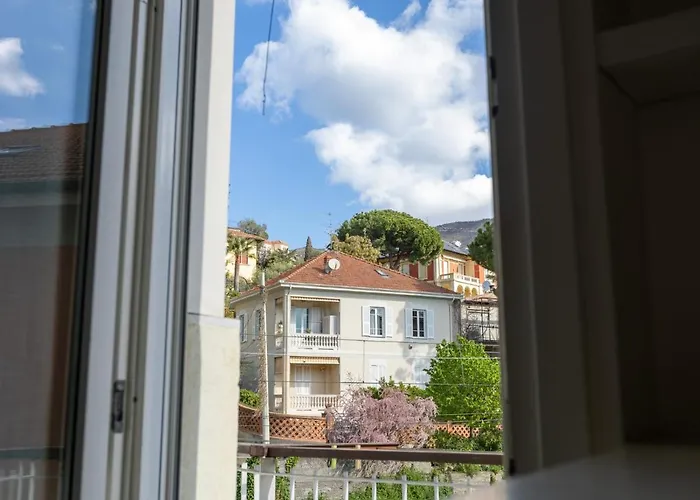 Trilocale In Centro * 阿拉西奥